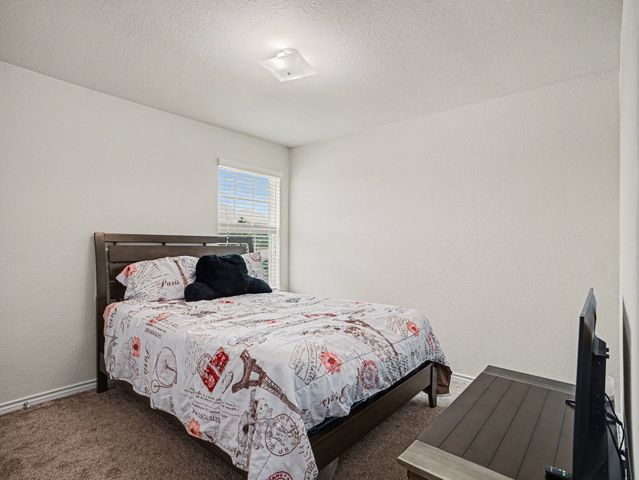 1708 Blue Jay Drive, Ennis, TX 75119