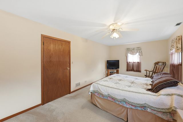 9637 Rutherford Avenue, Oak Lawn, IL 60453