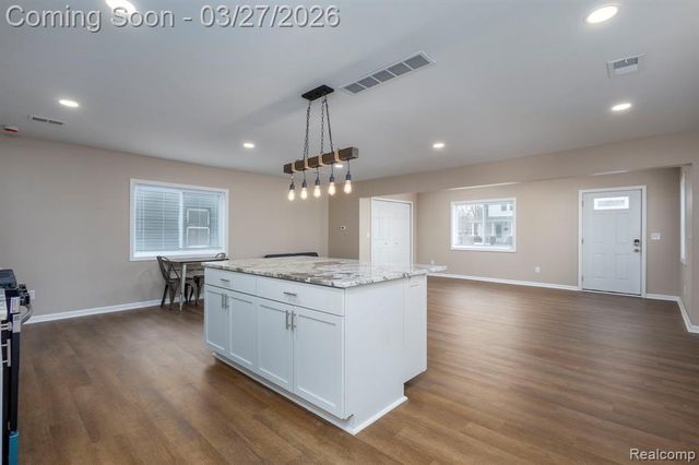 23147 Tawas Avenue, Hazel Park, MI 48030