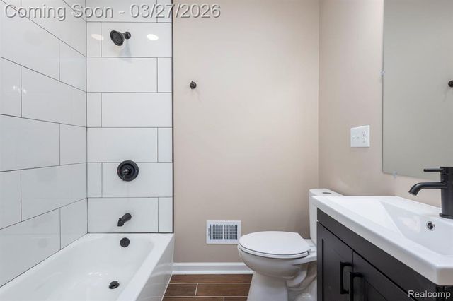 23147 Tawas Avenue, Hazel Park, MI 48030