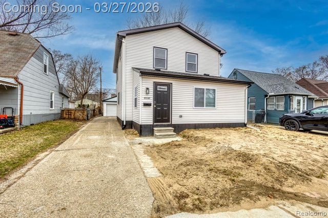 23147 Tawas Avenue, Hazel Park, MI 48030