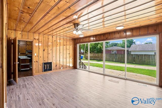 1006 E Forrest Street, Athens, AL 35611