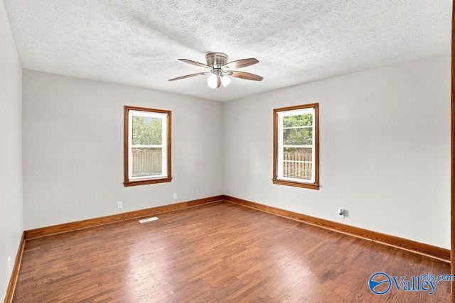 1006 E Forrest Street, Athens, AL 35611