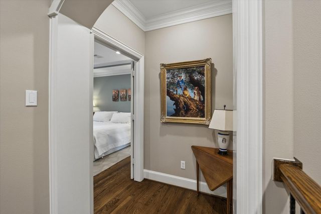 28 Hackberry Lane A, Houston, TX 77027