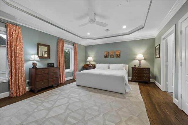 28 Hackberry Lane A, Houston, TX 77027