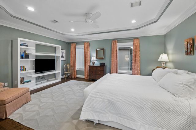 28 Hackberry Lane A, Houston, TX 77027