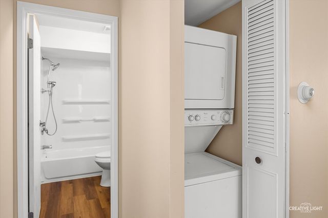 109 Gregory Street 13, Aurora, IL 60504