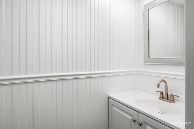 109 Gregory Street 13, Aurora, IL 60504