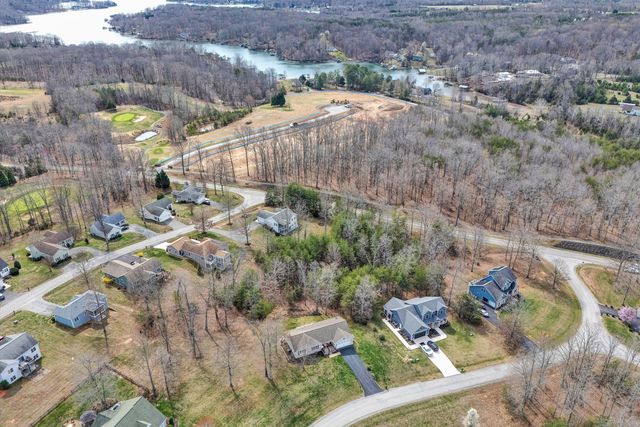 1089 Marie DR, Huddleston, VA 24104