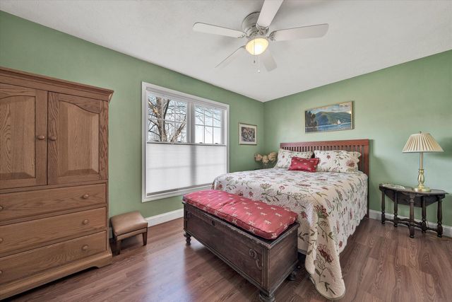 1089 Marie DR, Huddleston, VA 24104