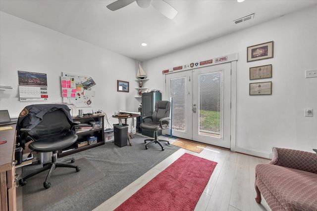 1089 Marie DR, Huddleston, VA 24104