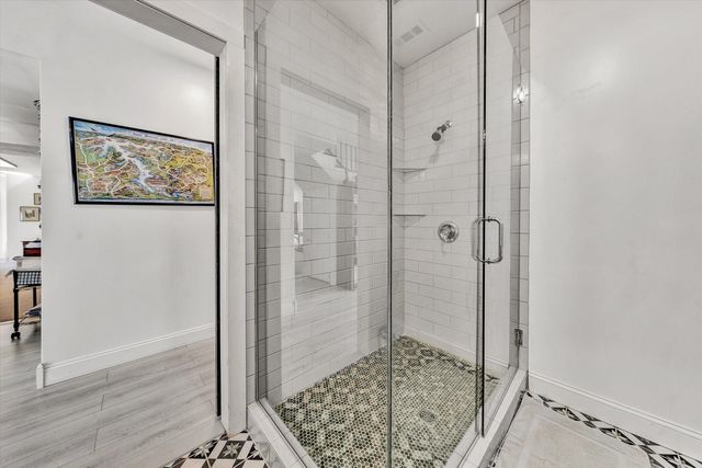 1089 Marie DR, Huddleston, VA 24104