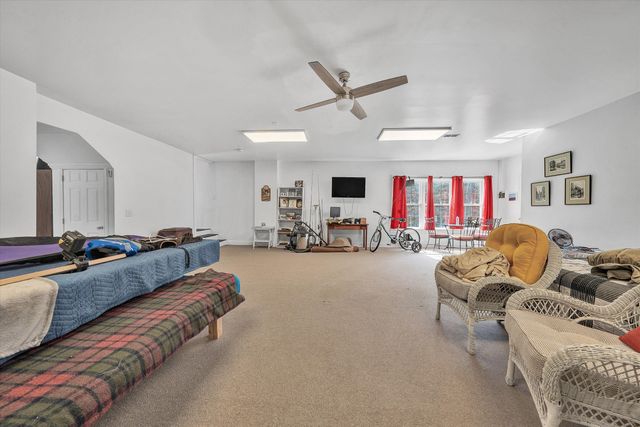 1089 Marie DR, Huddleston, VA 24104