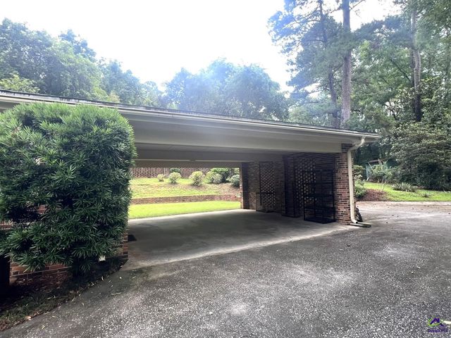 1855 Waverland Drive, Macon, GA 31211