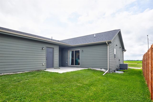 509 Sycamore Street, Dallas Center, IA 50063