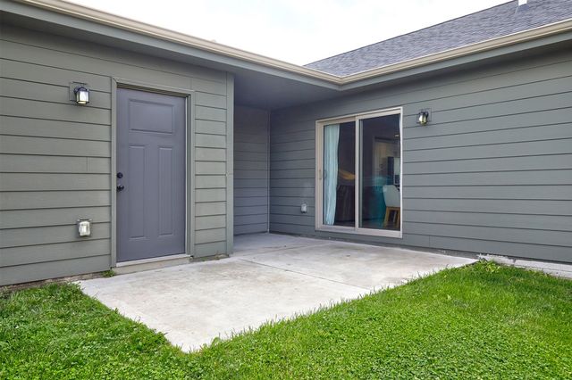 509 Sycamore Street, Dallas Center, IA 50063
