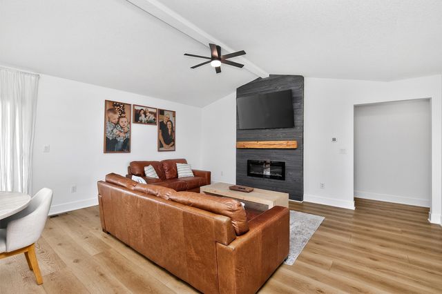 509 Sycamore Street, Dallas Center, IA 50063