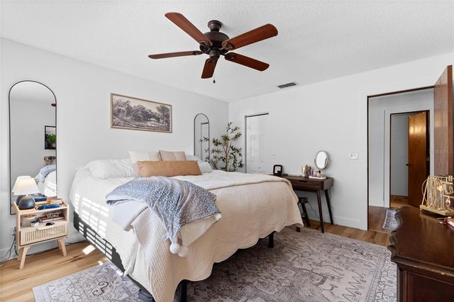 5768 CALAIS BOULEVARD N 2, St Petersburg, FL 33714