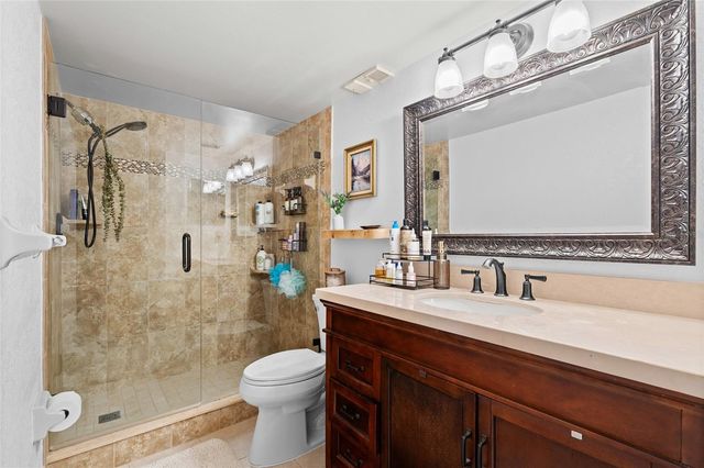 5768 CALAIS BOULEVARD N 2, St Petersburg, FL 33714