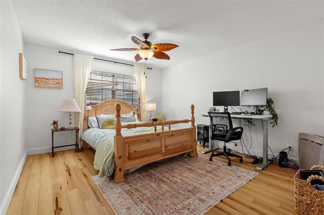 5768 CALAIS BOULEVARD N 2, St Petersburg, FL 33714