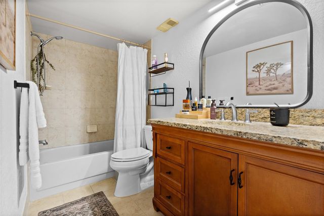 5768 CALAIS BOULEVARD N 2, St Petersburg, FL 33714