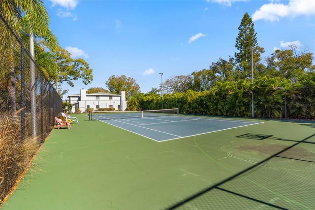 5768 CALAIS BOULEVARD N 2, St Petersburg, FL 33714