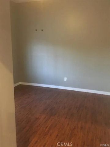 4354 Compton, Los Angeles, CA 90011