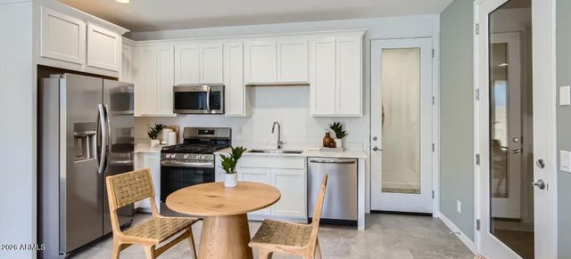 12638 W ODEUM Lane, Avondale, AZ 85323