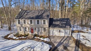 22 Flushing Pond Rd, Westford, MA 01886