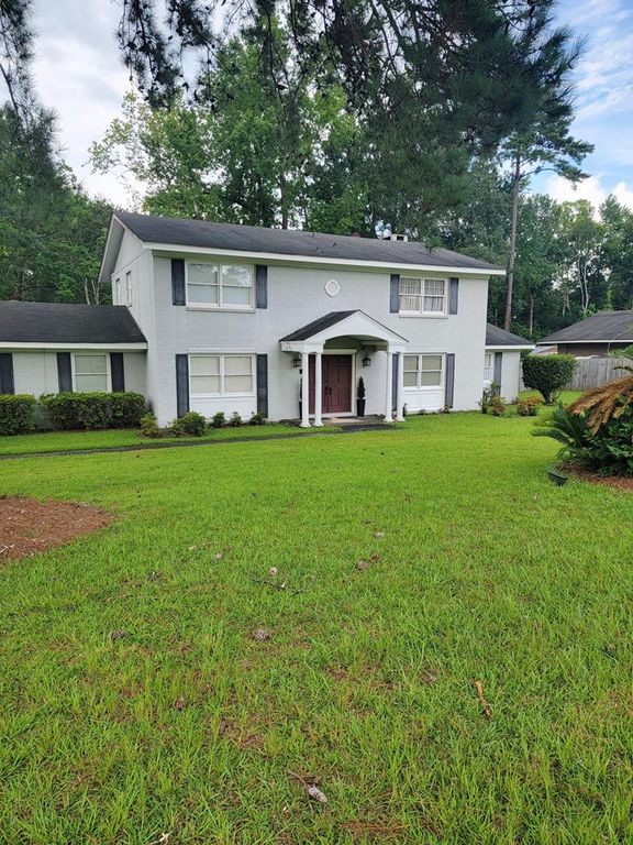 2110 Stonebridge Road, Dothan, AL 36301