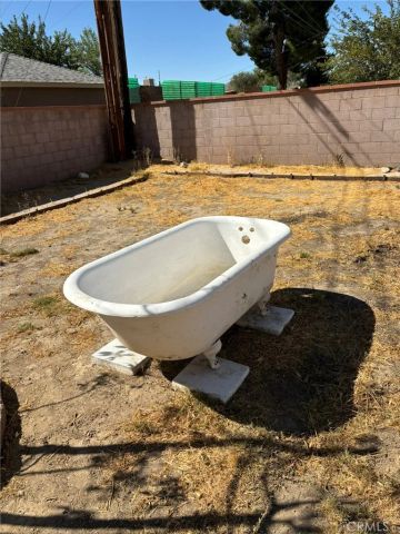 45417 11th Street West, Lancaster, CA 93534