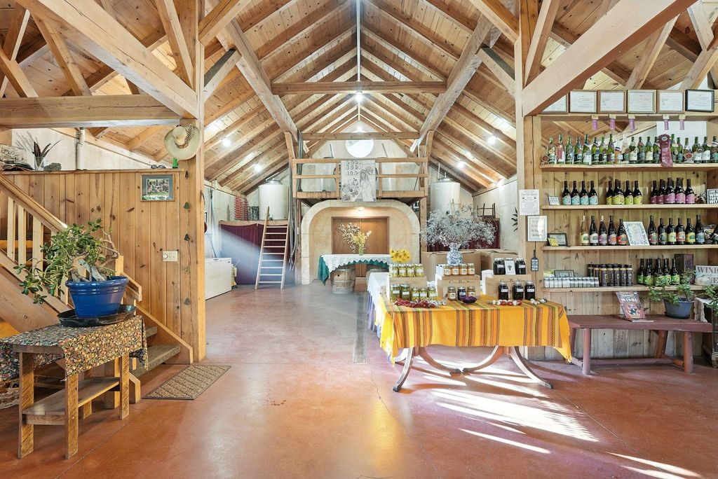 3752 Vineyard Way, Kettle Falls, WA 99141 photo 13