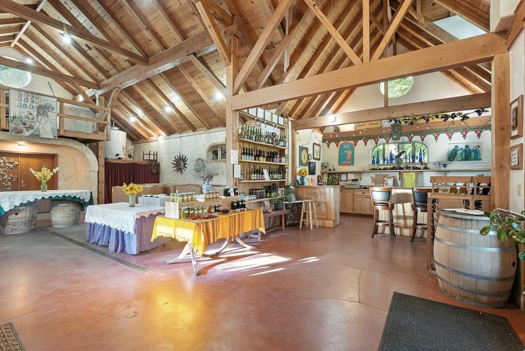 3752 Vineyard Way, Kettle Falls, WA 99141 photo 14