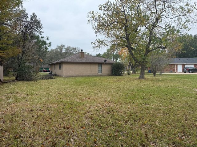 18303 Anne Drive, Webster, TX 77058