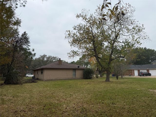 18303 Anne Drive, Webster, TX 77058