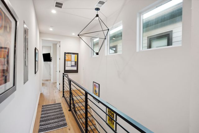 14 F Street B, Charleston, SC 29403