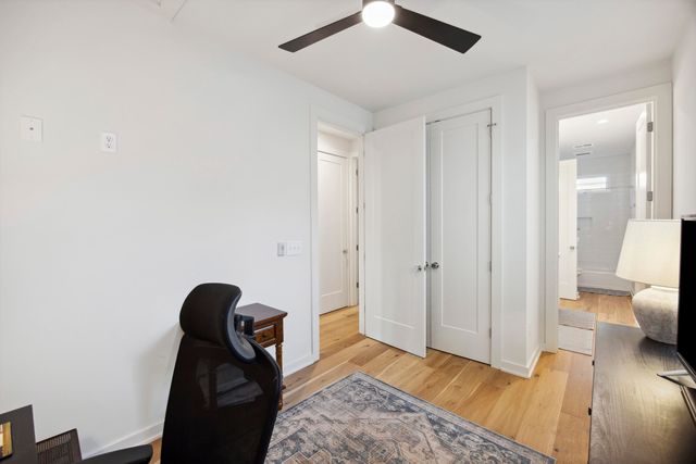 14 F Street B, Charleston, SC 29403