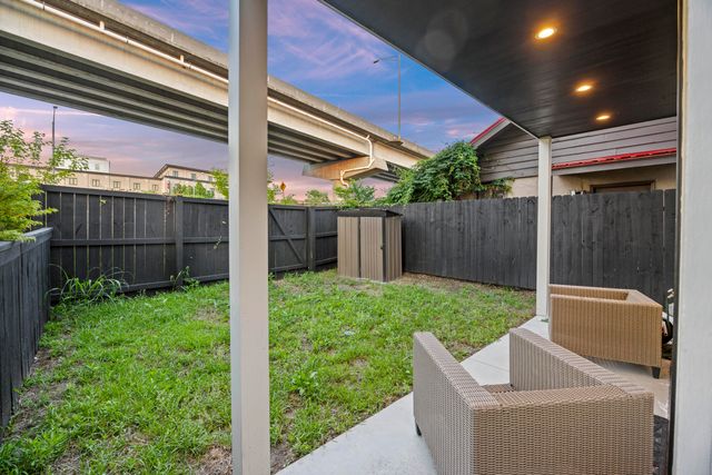 14 F Street B, Charleston, SC 29403