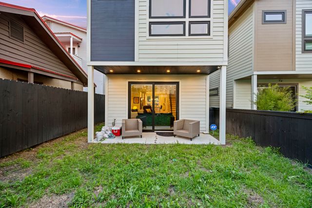 14 F Street B, Charleston, SC 29403