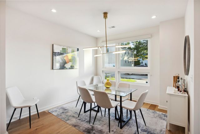 14 F Street B, Charleston, SC 29403