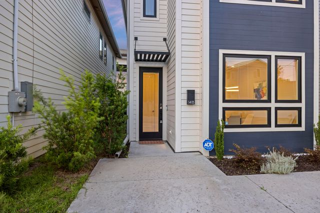 14 F Street B, Charleston, SC 29403