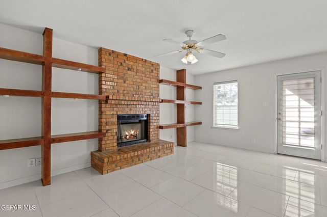 1425 RAINBOW RIDGE Drive, El Paso, TX 79912