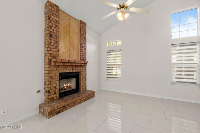 1425 RAINBOW RIDGE Drive, El Paso, TX 79912