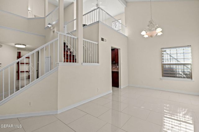 1425 RAINBOW RIDGE Drive, El Paso, TX 79912