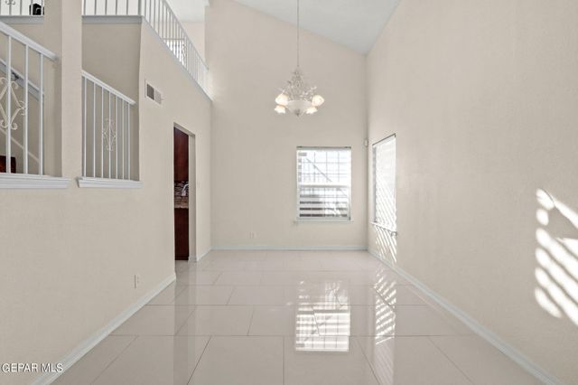 1425 RAINBOW RIDGE Drive, El Paso, TX 79912