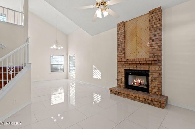 1425 RAINBOW RIDGE Drive, El Paso, TX 79912