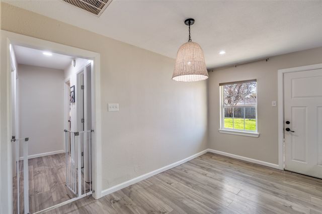 13803 Stardust Lane, Dallas, TX 75234