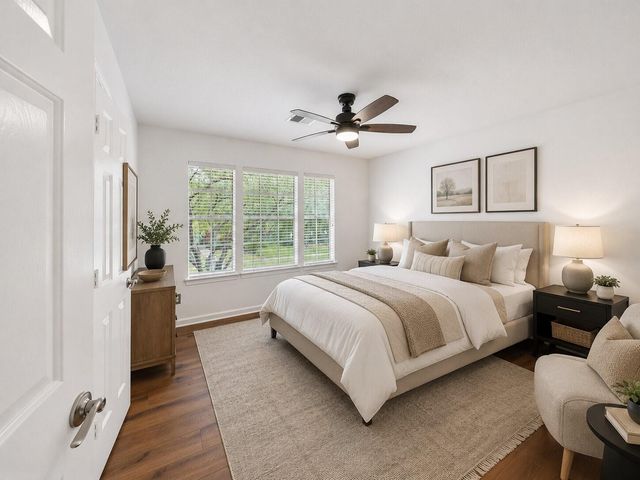 1123 Summer Brook, Sugar Land, TX 77479