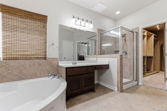 1770 Heavens Peak, San Antonio, TX 78258