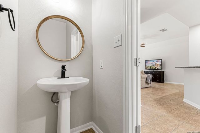 1770 Heavens Peak, San Antonio, TX 78258